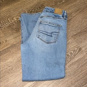 American eagle mom jeans